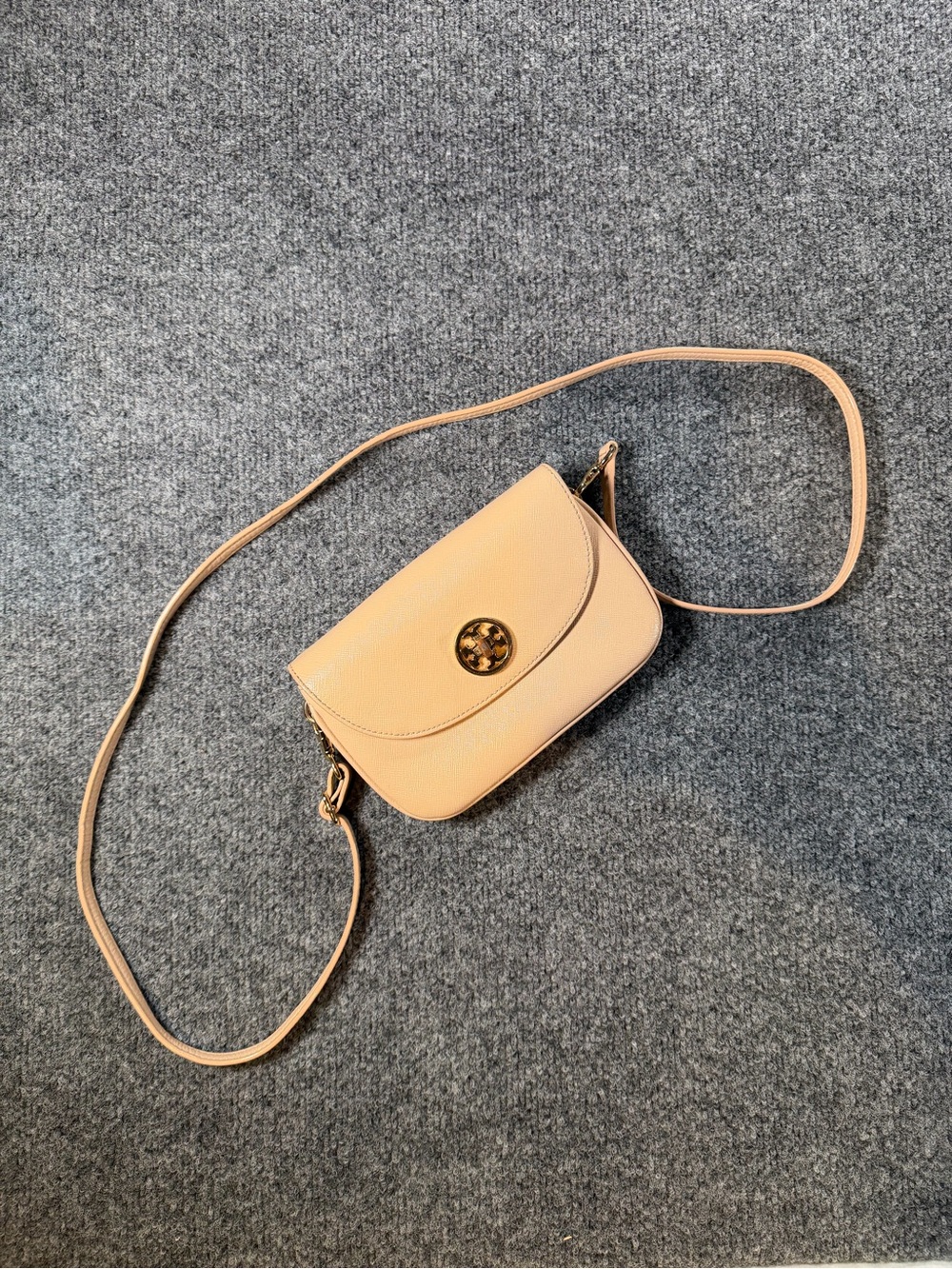 Tory Burch Women's Crossbody Small Saddle Bag in Light Tan